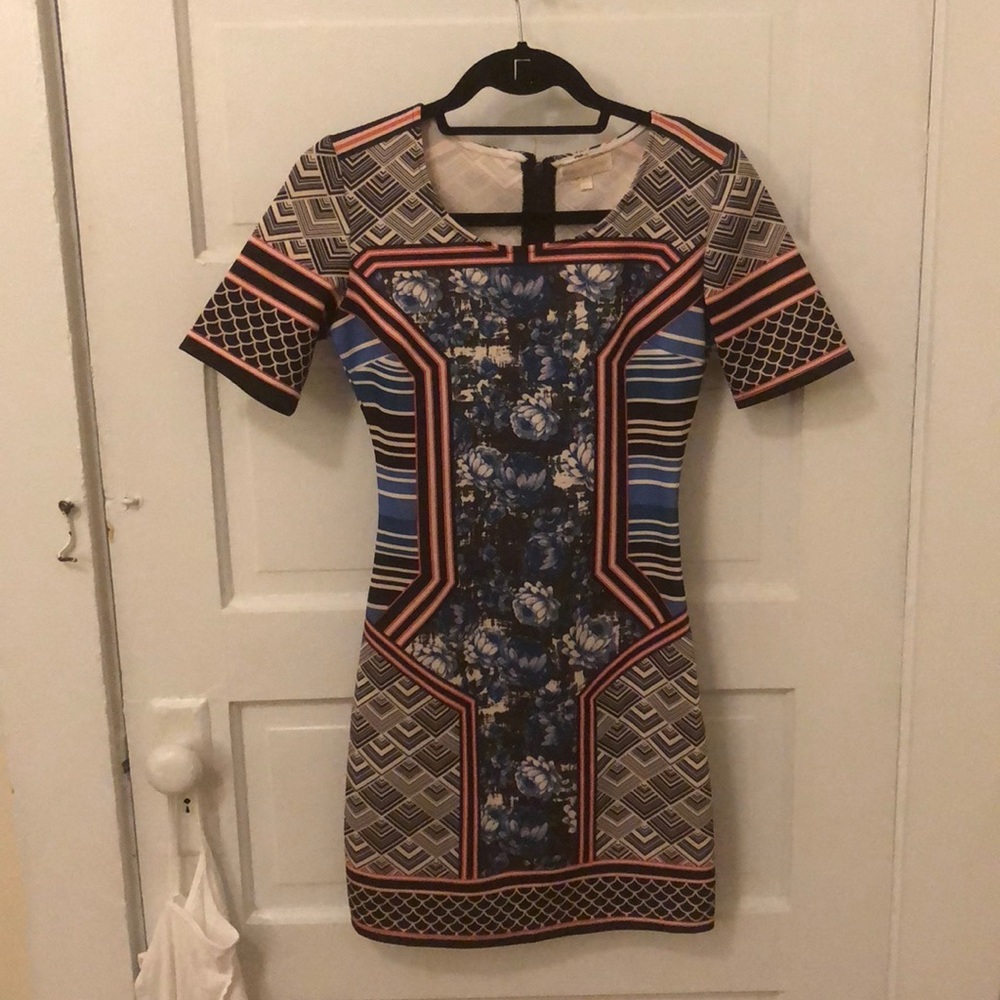 Patterned body-con dress